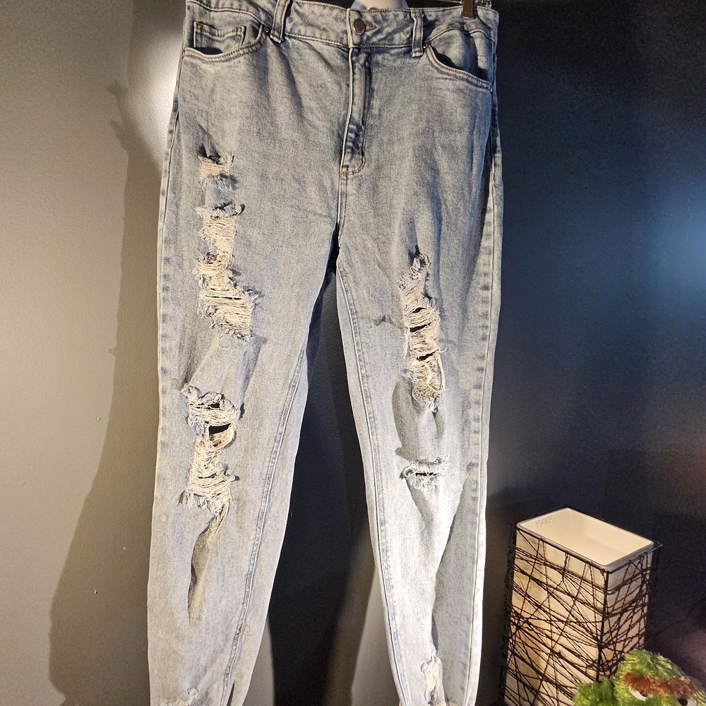 Tinseltown Light Blue Ripped Boyfriend Jeans